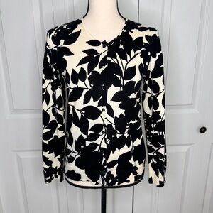 Ann Taylor Petites Black and Cream Floral Button front cardigan Sweater MP